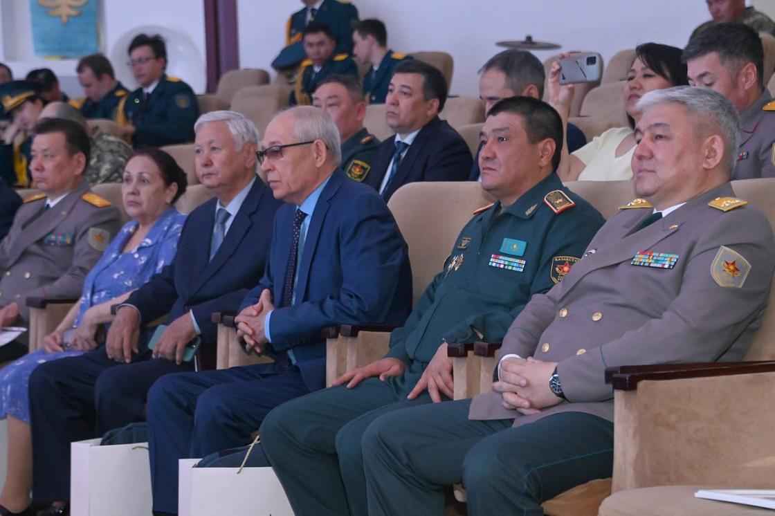 Центру по контролю над вооружениями и обеспечению инспекций – 30 лет Центру по контролю над вооружениями и обеспечению инспекций – 30 лет