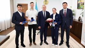 Олимпиада жүлдегерлеріне жаңа пәтердің кілті табысталған сәт