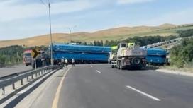 ДТП на трассе Тараз - Шымкент