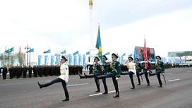 Военный парад в Астане