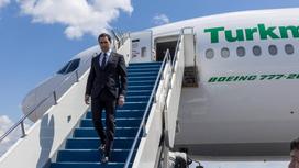 Президент Туркменистана прибыл в Астану