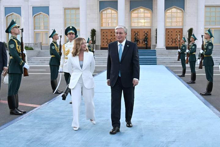 Проводы Джорджи Мелони